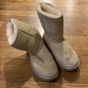 Ugg boots classic short